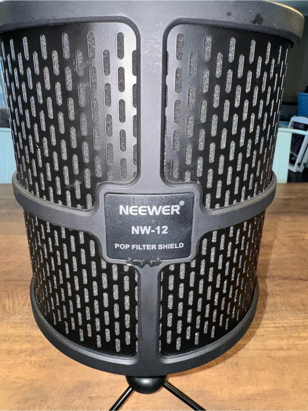 NEEWER NW-12 Microphone Isolation Shield Pop Filter w/ Desktop Tripod Stand
